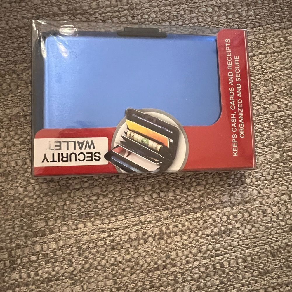 Securityβwalletβblueβcolorβpushβbuttonβtop